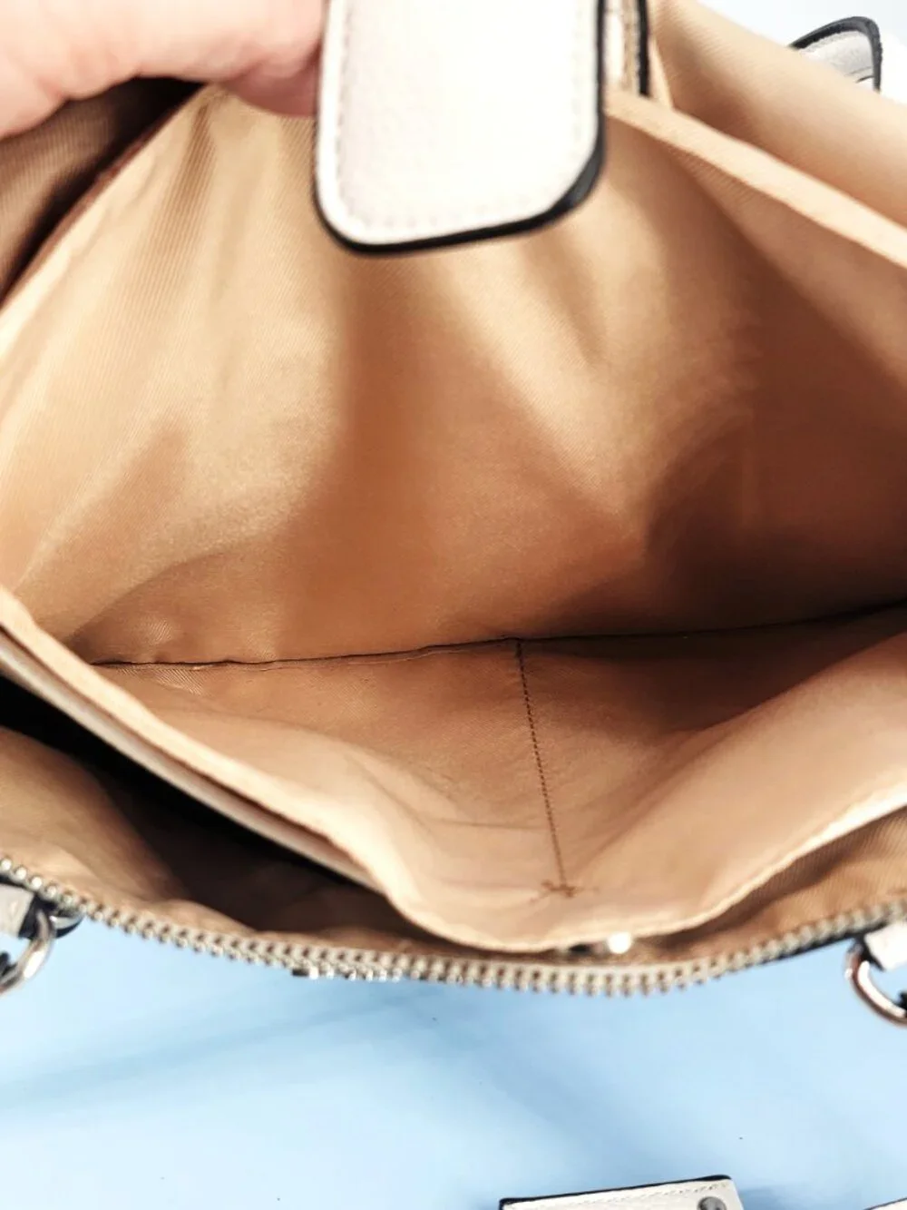Dana Buchman Wisteria Crossbody/Top Handle Tote Bag Key Holder Multiple Pocket - Picture 9 of 15